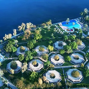 Jolie & Kings Island ***** Luksor